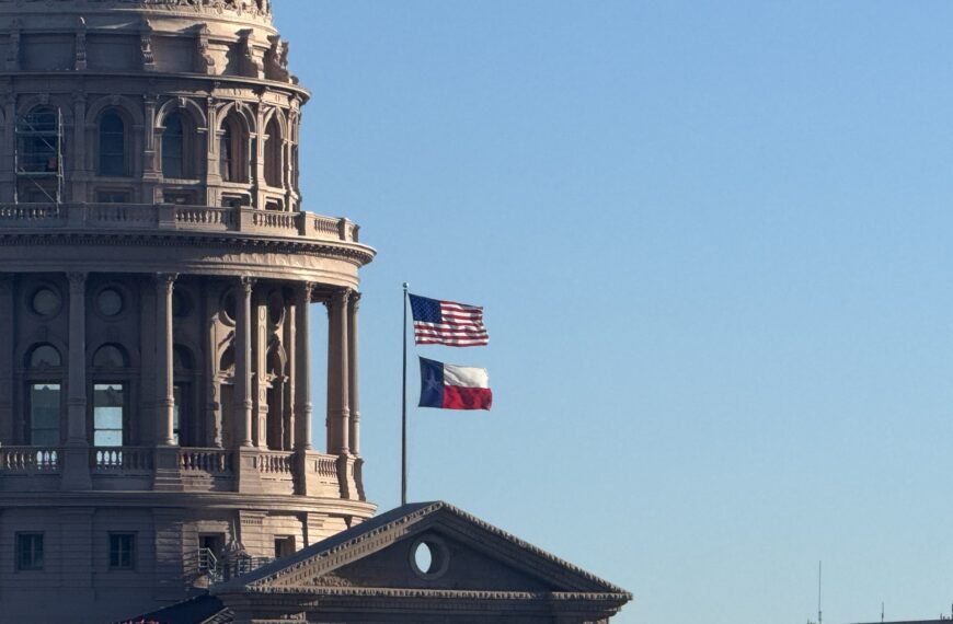 Abbott Appoints 21 to the Texas Classroom Commission